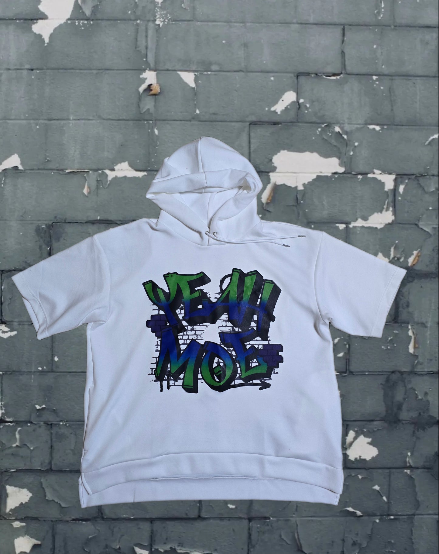 Feeture "Yeah Moe" Hoodie T