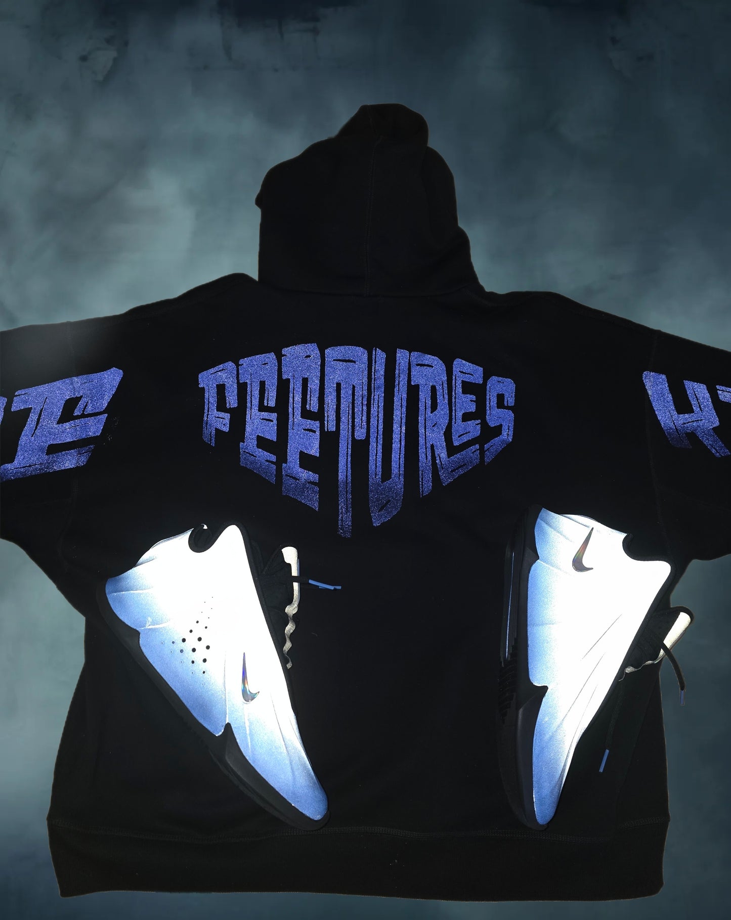 Feeture Hoodie "LIFE Feetures KICKS"