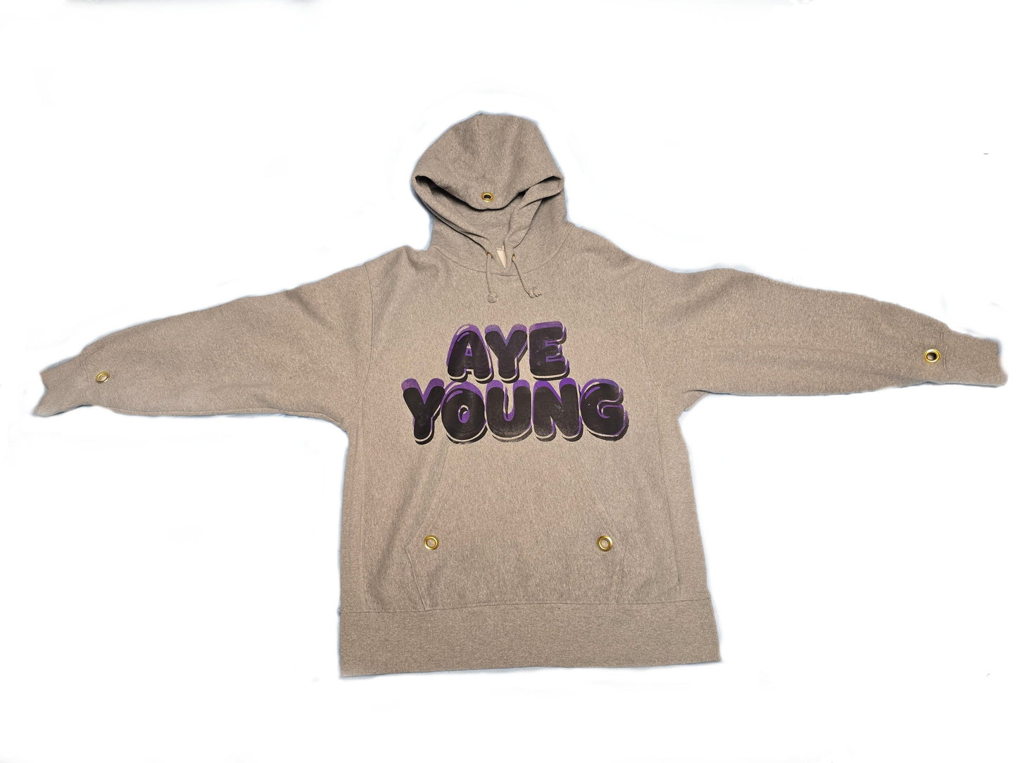 Feeture Kickz "Aye Young"