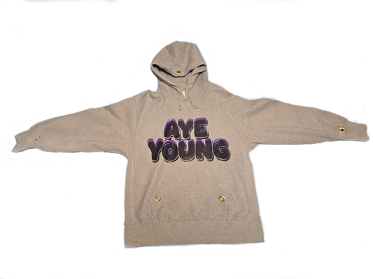 Feeture Kickz "Aye Young"